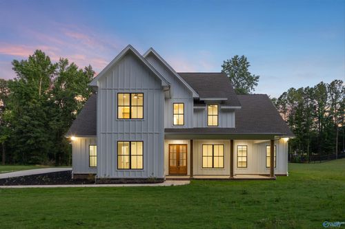 2737 B Jeff Rd, Harvest, AL, 35749-8645 | Card Image