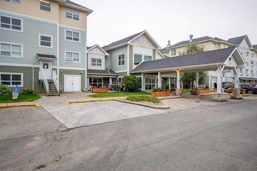 228-10402 111 St, Grande Prairie, AB, T8V8G4 | Card Image