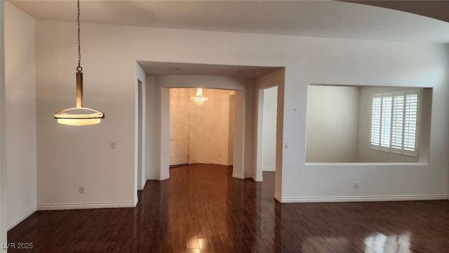 Living room, dining room & den | Image 9