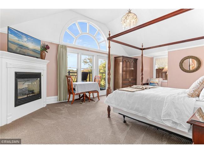 305 A River St, House other with 8 bedrooms, 9 bathrooms and 3 parking in OSCEOLA WI | Image 14