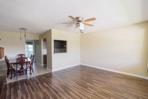 77 Kingswood, West Palm Beach, FL, 33417 | Card Image