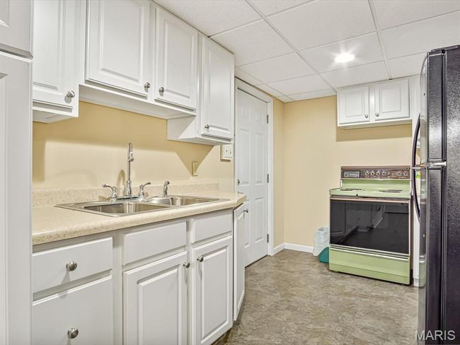 3004 Hh Rd, House other with 2 bedrooms, 4 bathrooms and 2 parking in Waterloo IL | Image 49