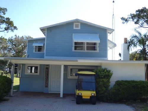 2215 S Hunt Point, Crystal River, FL, 34429 | Card Image