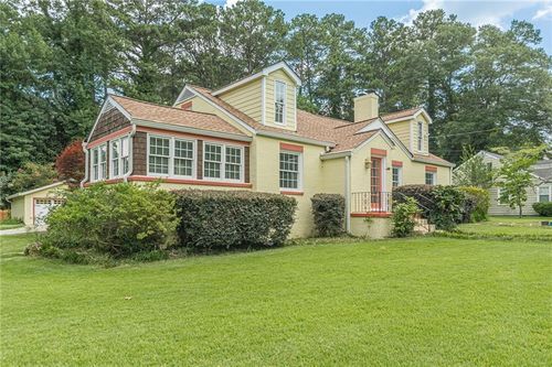 2367 Ridgeway Ave, Atlanta, GA, 30337-1613 | Card Image