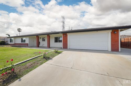17840 Buckboard Dr, Bakersfield, CA, 93314-8710 | Card Image