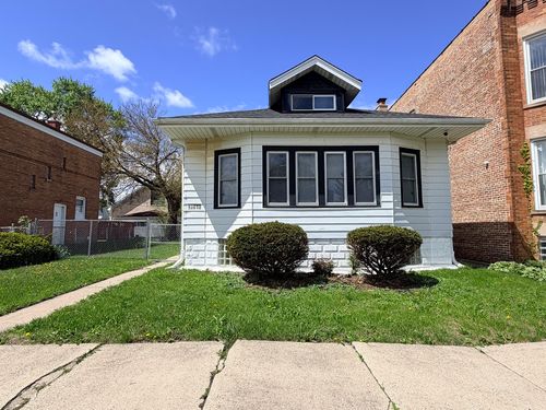 10010 S Emerald Avenue, Chicago, IL, 60628 | Card Image