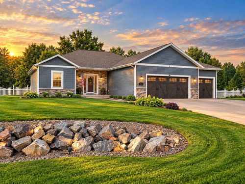 910 Torrey Pines Way, PLOVER, WI, 54467 | Card Image