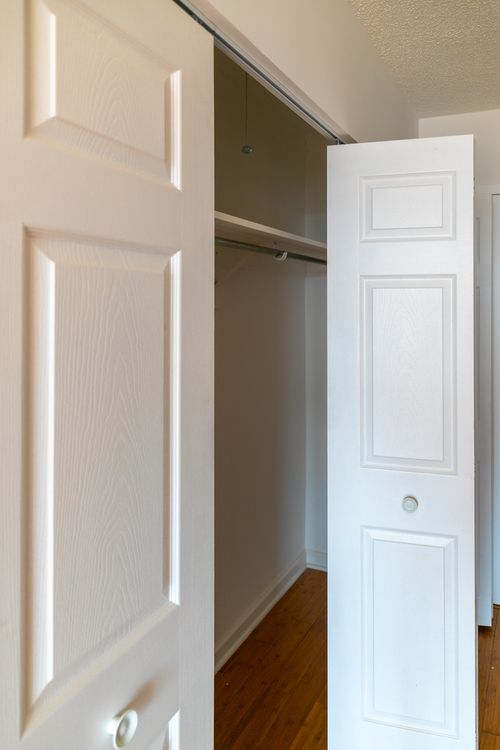 apt-1310-5320 N Sheridan Rd, CHICAGO, IL, 60640-2543 | Card Image