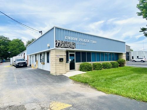 425 S Union Ave, Springfield, MO, 65802-2657 | Card Image