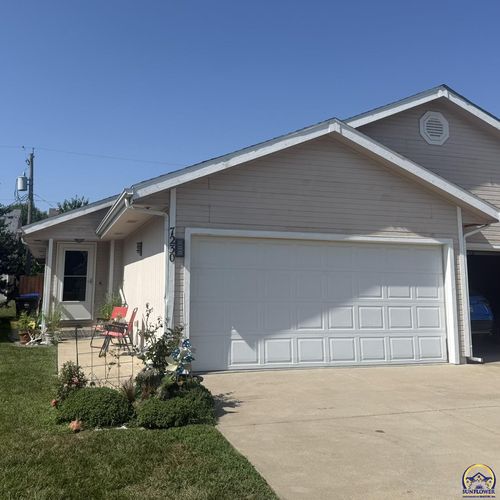 7230 Sw 23rd Ct, Topeka, KS, 66614-6087 | Card Image