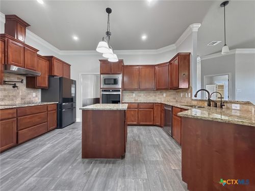 1066 Vista Dr, Salado, TX, 76571-6291 | Card Image