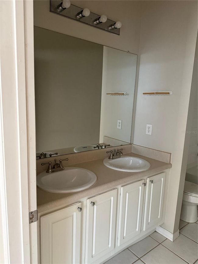 13-201 - 5681 Bentgrass Dr, Townhouse with 1 bedrooms, 2 bathrooms and null parking in SARASOTA FL | Image 28