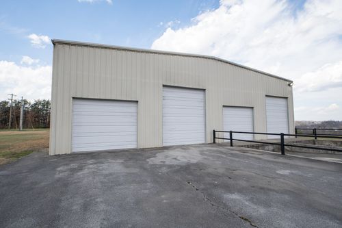 2095 Ky 3041, Corbin, KY, 40701-7966 | Card Image