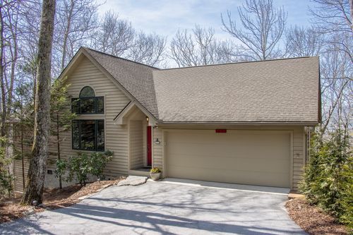 1607 N Buckberry Dr, Sapphire, NC, 28774-5639 | Card Image