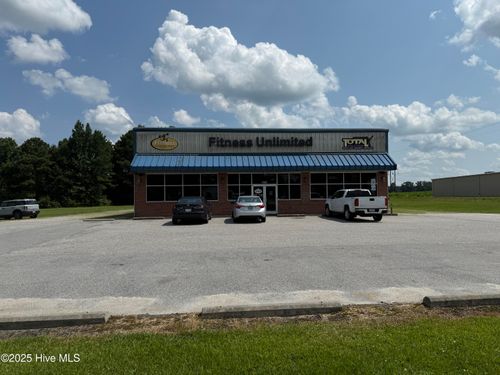 1985 W Main Street, Williamston, NC, 27892 | Card Image