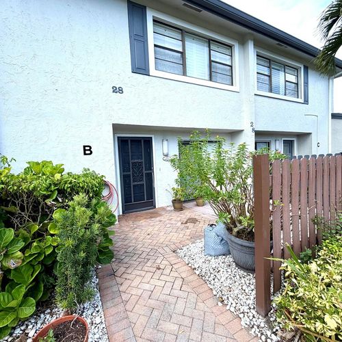 b-28 Southport Ln, Boynton Beach, FL, 33436-6435 | Card Image