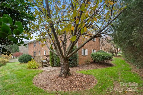 15-d-27 Capri Ln, Hendersonville, NC, 28791-2439 | Card Image