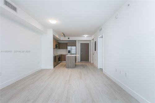 303-201 Sw 17th Rd, Miami, FL, 33129-1357 | Card Image