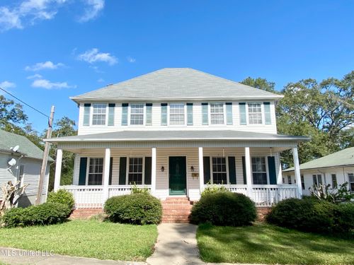 214 W Green St, Hazlehurst, MS, 39083-3032 | Card Image
