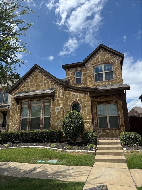 1066 James Ct, Allen, TX, 75013-6497 | Card Image