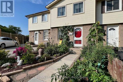 3070 Empire Pl, Niagara Falls, ON, L2J3L8 | Card Image