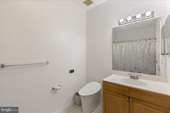 121 Kyle Way, Condo with 2 bedrooms, 2 bathrooms and null parking in Ewing NJ | Image 23