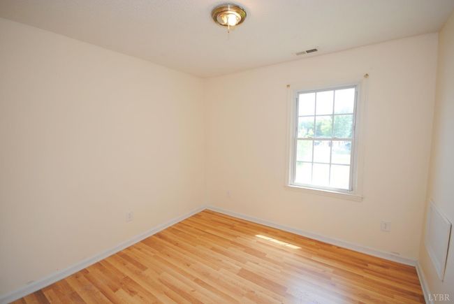 1114 Golden Leaf Rd, House other with 3 bedrooms, 2 bathrooms and null parking in Nathalie VA | Image 14