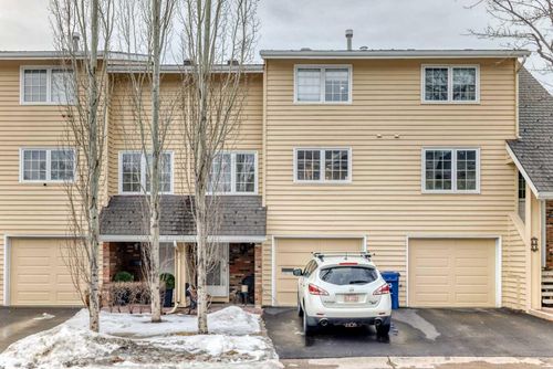 340 Point Mckay Gdns Nw, Calgary, AB, T3B4V8 | Card Image