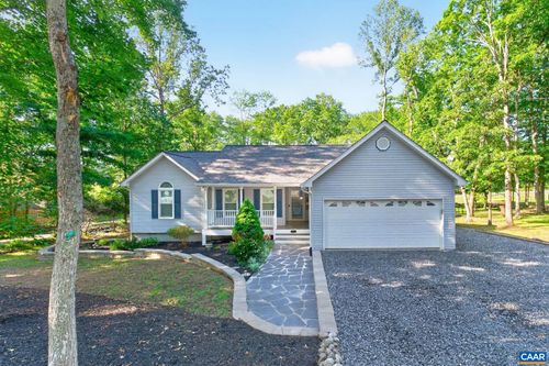 137 Jefferson Dr, PALMYRA, VA, 22963-2202 | Card Image