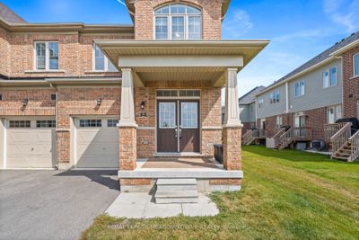 116 Mutrie Blvd, Home with 3 bedrooms, 3 bathrooms and 2 parking in Rockwood ON | Image 3