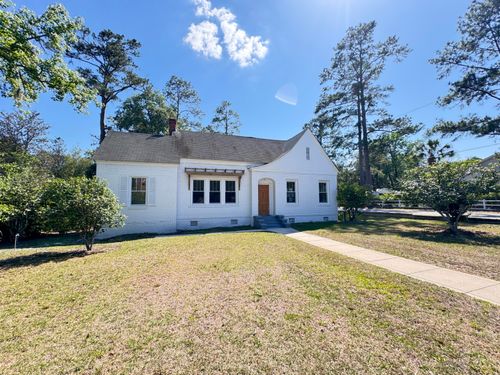 800 Hampton St, Walterboro, SC, 29488-4128 | Card Image