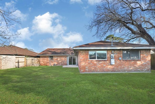 1853 El Mar Ln, House other with 4 bedrooms, 2 bathrooms and null parking in Seabrook TX | Image 23