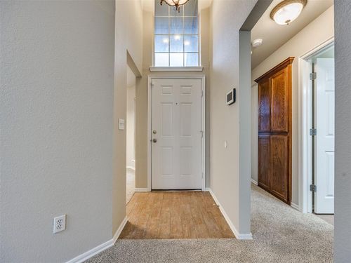 1605 Sw 33rd St, Moore, OK, 73160-2924 | Card Image