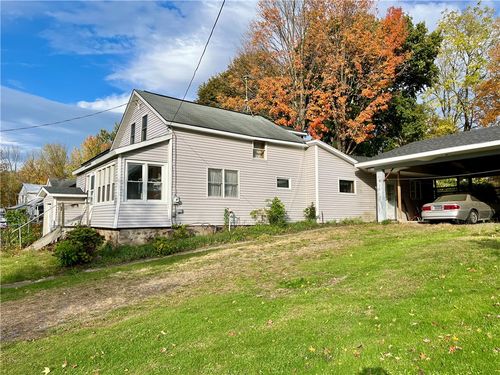 6050 Lake St, Wolcott, NY, 14590-1205 | Card Image