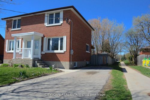 258 Lorne Ave, Kitchener, ON, N2M3Y8 | Card Image