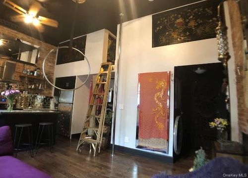 1b-234 E 14th St, New York, NY, 10003-4150 | Card Image