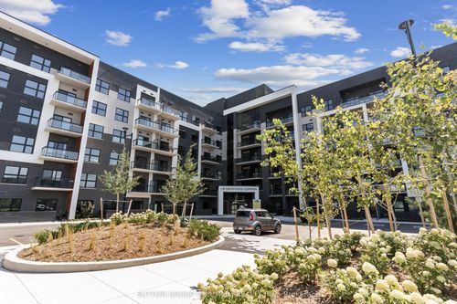 411-128 Grovewood Common, Oakville, ON, L6H0X3 | Card Image