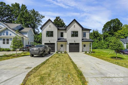 3131 Columbus Cir, Charlotte, NC, 28208-5017 | Card Image