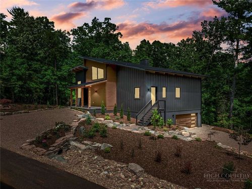 1180 W Lake Rd, Marion, NC, 28752-1970 | Card Image