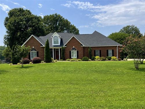 139 Morning Dove Ln, Statesville, NC, 28625-2709 | Card Image