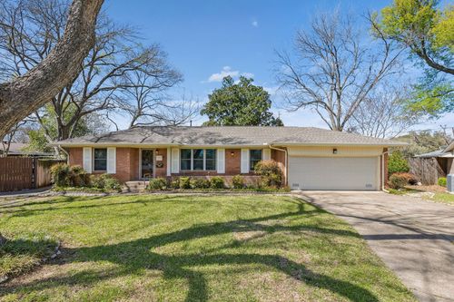 521 Huntingdon Ct, Irving, TX, 75061-6745 | Card Image