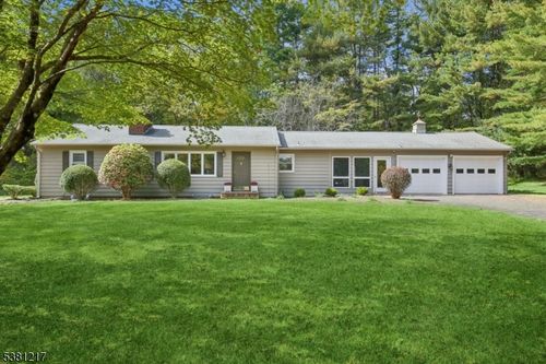 76 Ironia Rd, Mendham Twp, NJ, 07945-3129 | Card Image