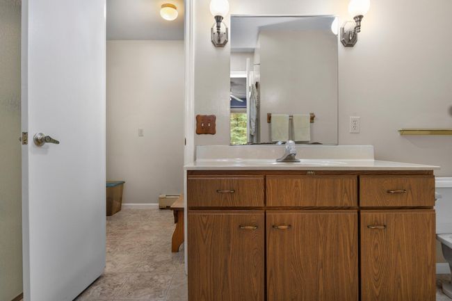 7-web-or-mls-C__N7682 | Image 31