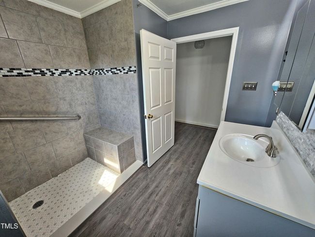 bath 3 b | Image 18