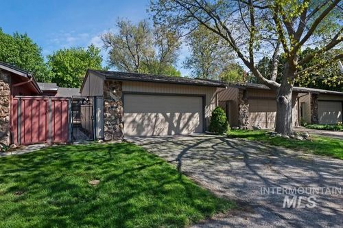 968 N Camelot Dr, Boise, ID, 83704 | Card Image