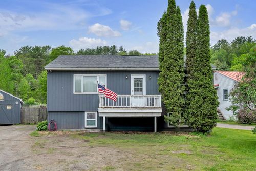 724 S Windsor St, South Royalton, VT, 05068-9620 | Card Image