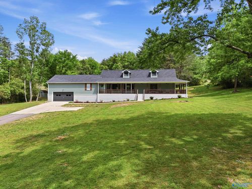 1675 County Lake Rd, Gurley, AL, 35748-8925 | Card Image