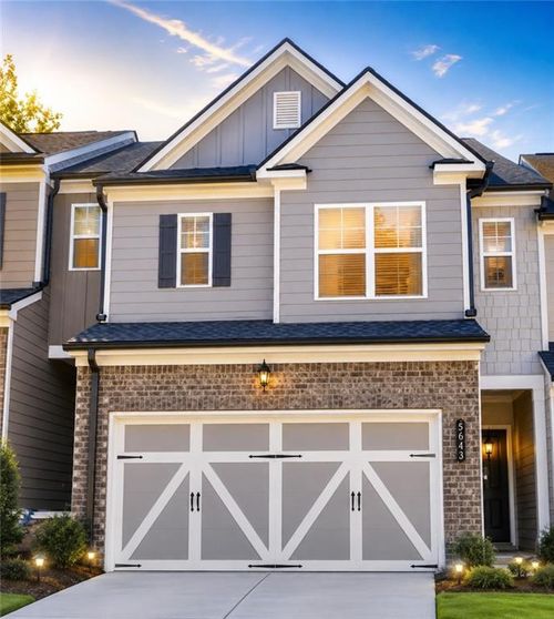 5643 Chickory Dr, Flowery Branch, GA, 30542-7207 | Card Image