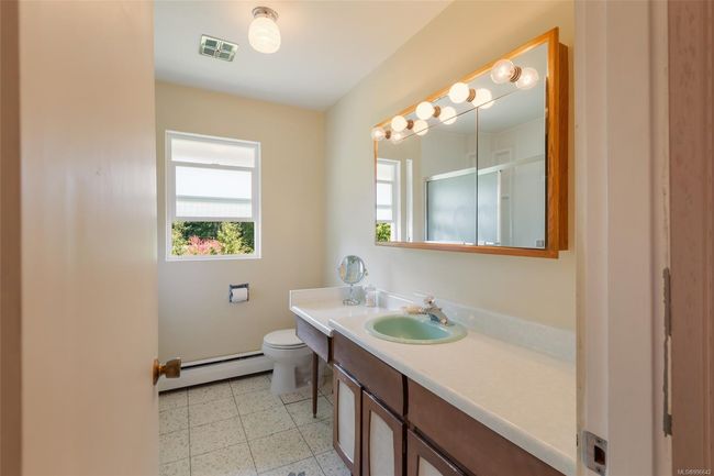 4343 Wellington Ave, House other with 4 bedrooms, 3 bathrooms and 4 parking in Port Alberni BC | Image 16