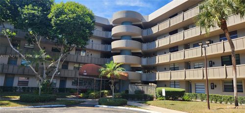 316-1100 Colony Point Cir, Pembroke Pines, FL, 33026-2933 | Card Image